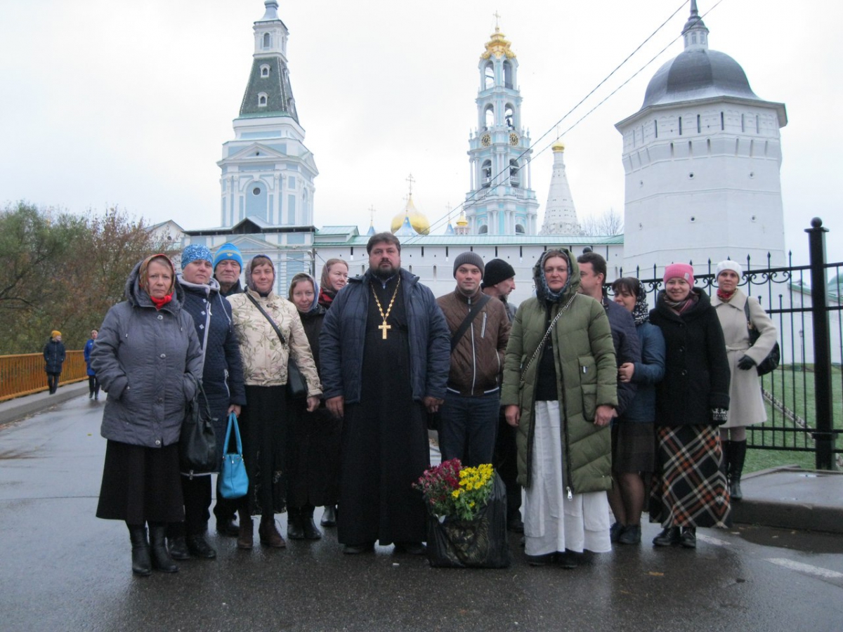 Паломники из Мичуринска посетили Сергиев Посад